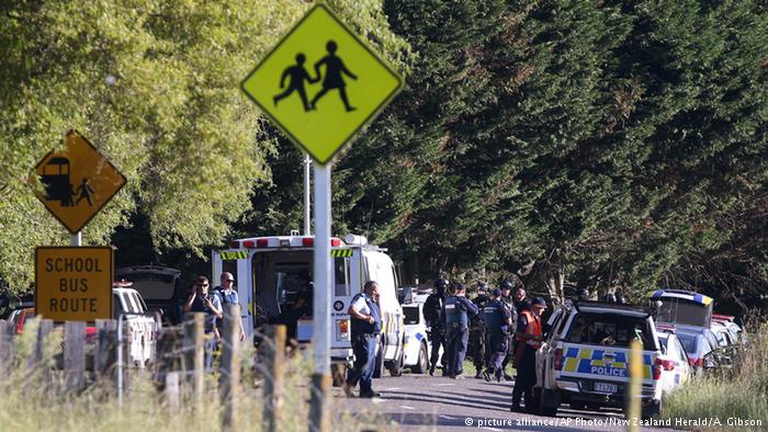 Police officers shot in New Zealand siege